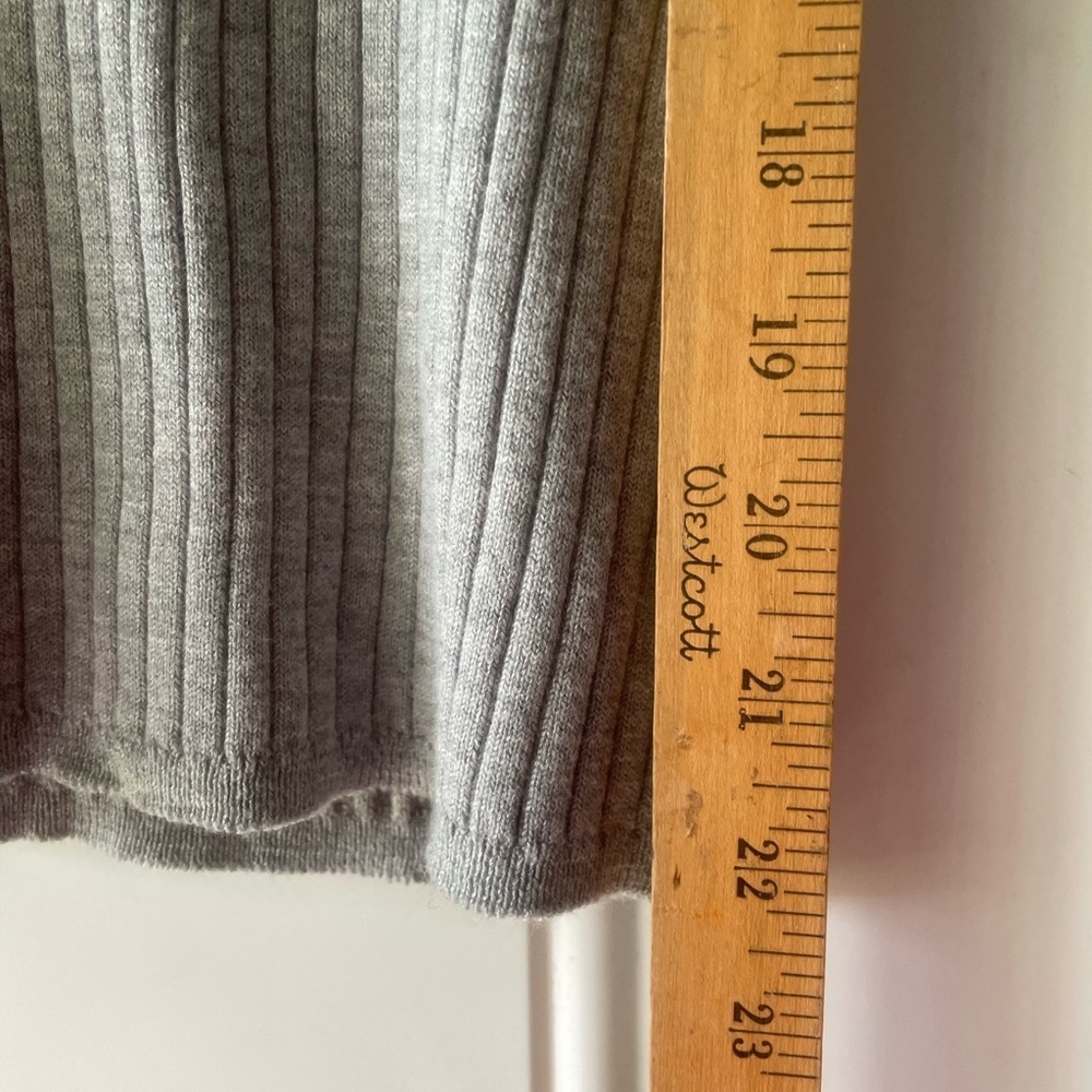 🎯50% OFF! a new day woman’s gray ribbed sweater top - Picture 4 of 5
